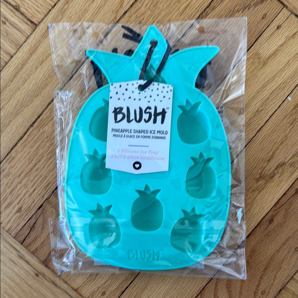 Blush - Pineapple Ice cube tray